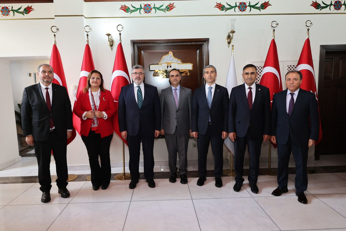 Bakan Kacır: Geleceğin Türkiye’si için çalışıyoruz